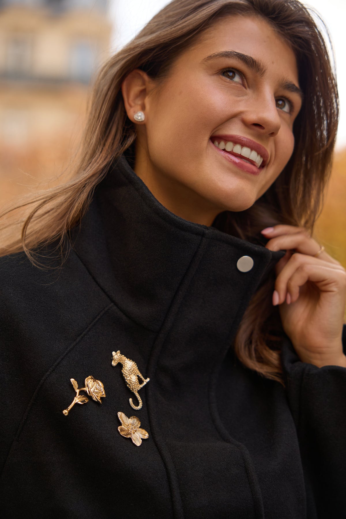 Lara Flower - Magnetic Brooch
